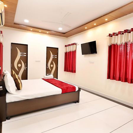 Manas Resort By Rudrakshi Udaipur Exteriör bild