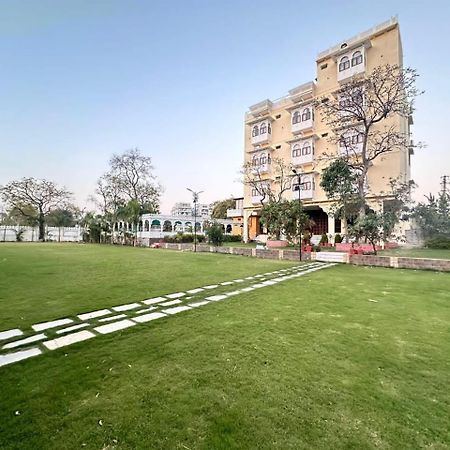 Manas Resort By Rudrakshi Udaipur Exteriör bild